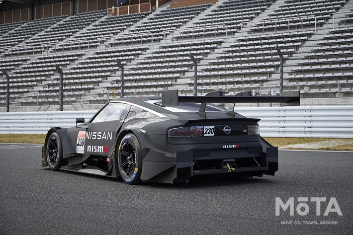 EBBRO Nissan Z GT500 230 2022年モデル This wide-body Nissan Z GT500 replaces the GT-R in Japan's