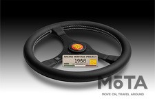 往年のデザインを復刻！ レトロなカスタムにベストマッチなMOMOステ