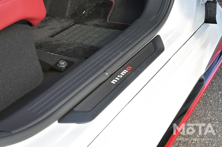 日産 ノート オーラNISMO