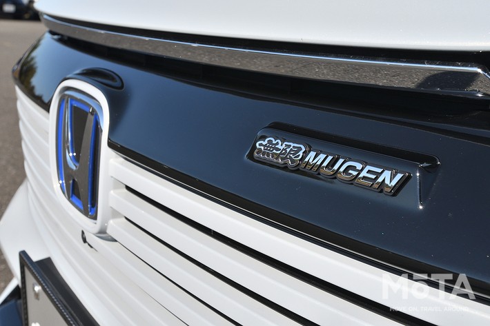 ホンダ 新型ヴェゼル 無限パーツ装着車