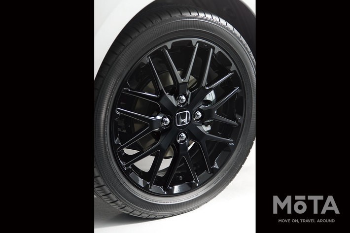 ホンダ 新型N-BOX 特別仕様車「N-BOX カスタム STYLE+ BLACK（スタイルプラス ブラック）」[2021年12月16日（木）一部改良]