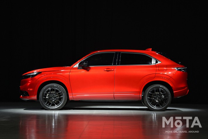 ホンダヴェゼル　モデューロX専用17インチホイル RS / TOURING / Modulo X｜スタイリング｜ヴェゼル（2021年3月