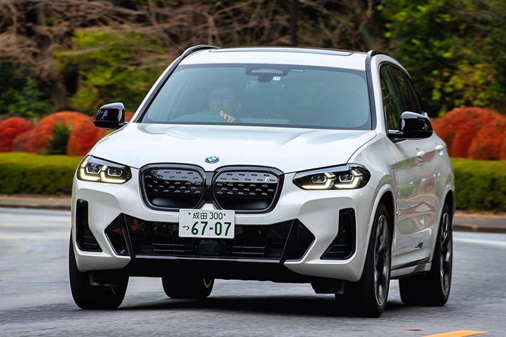 BMWのミドルサイズSUV「X3」シリーズに新たに設定されたBEVモデル「BMW iX3」に注目！ ライバルになる5車種も合わせてご紹介