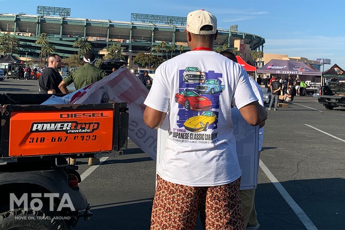 アメリカの日本車マニアに大人気のTシャツ