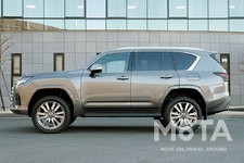 レクサス 新型LX「LX600」AVS（アクティブハイトコントロールサスペンション）[車高ポジション：Hi2（最高時）]