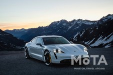 ポルシェ タイカン ターボS