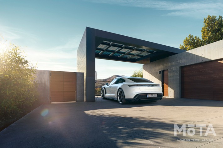 ポルシェ タイカン ターボS