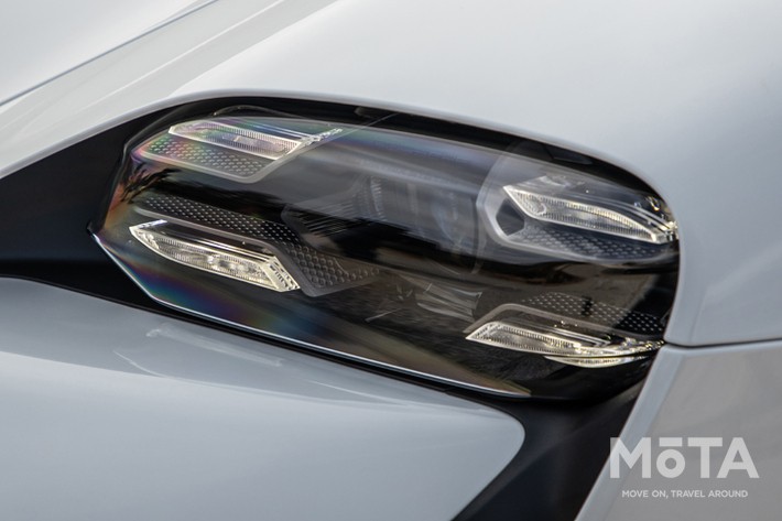 ポルシェ タイカン4S（Taycan 4S）