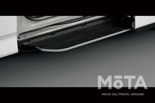 トヨタ 新型ノア／ヴォクシー ユニバーサルステップ（助手席側）[2022年1月13日フルモデルチェンジ]