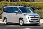 トヨタ 新型ノア／ヴォクシー「トヨタ 新型ノア Z（ハイブリッド・2WD・7人乗り）」[ボディカラー：スティールブロンドメタリック／2022年1月13日フルモデルチェンジ]