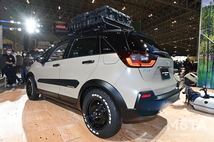 フォグライトにはハンターカブのヘッドライトを流用！ アウトドア