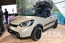 ホンダ FIT e:HEV CROSSTAR カスタム