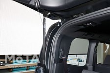トヨタ 新型ノア／ヴォクシー「トヨタ 新型ヴォクシー S-G（ガソリン・2WD・8人乗り）」フリーストップバックドア[2022年1月13日フルモデルチェンジ]