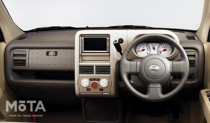 日産 キューブキュービック