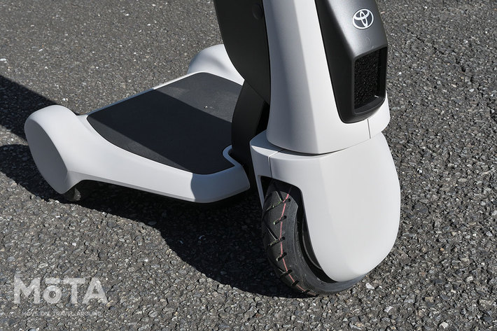トヨタ 超小型BEV「C+walk T（シーウォークティー）」[2021年10月1日発売]