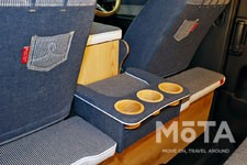 7th E-Life by CRAFTPLUS「トヨタ ハイエース」（200系）用デニム生地シートカバー【東京アウトドアショー2022】