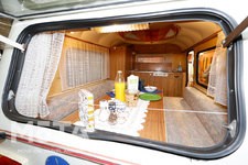 1978年式「HYMER ERIBA PUCK（ハイマー エリバ パック）」（出展：STROLLERS）【東京アウトドアショー2022】