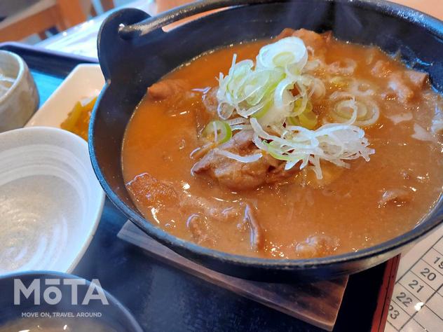 絶景ロードと美味い飯 ザ ドライブ飯 第一回 都心から1時間半にある奥多摩 檜原村 数馬の湯 の絶品 もつ煮定食 画像ギャラリー No 1 はずさない ドライブスポット22年 Mota