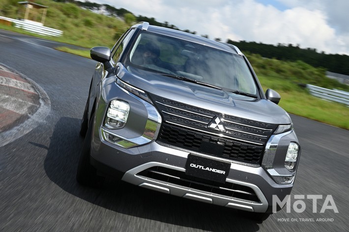 SUVらしからぬ操縦性の良さ!と話題