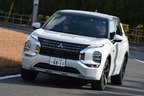 三菱 新型アウトランダー「アウトランダー PHEV P」（ボディカラー：ホワイトダイヤモンド／ブラックマイカ・2トーン）[2021年12月16日発売]