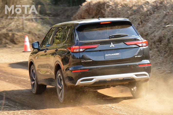 三菱 新型アウトランダー（アウトランダー PHEV）[2021年12月16日発売]