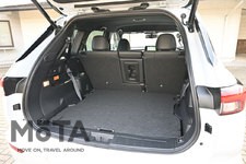 三菱 新型アウトランダー（アウトランダー PHEV） 荷室（3列目席収納時）[2021年12月16日発売]