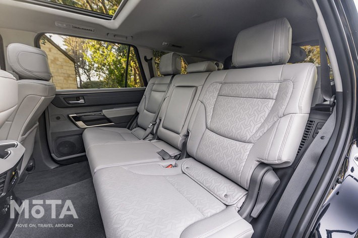 ランクルが小さく見える トヨタの新型suv セコイア は全長5 2メートル級の巨漢ボディで北米デビュー 画像ギャラリー No 60 話題を先取り 新型車解説22 Mota