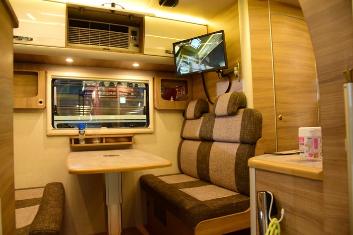 ダイレクトカーズ