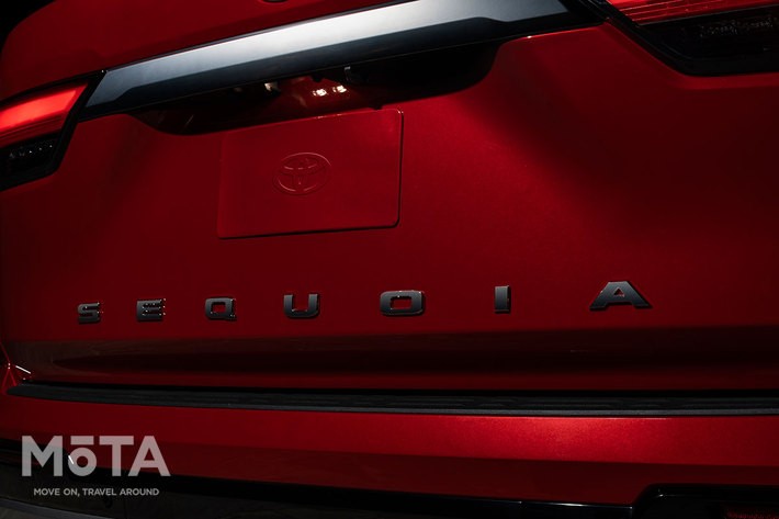 トヨタ 新型セコイア[2023年モデル]