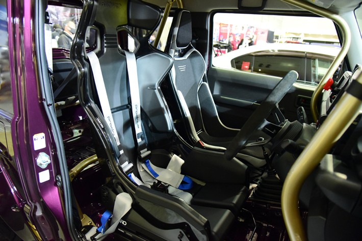 ショウワガレージ