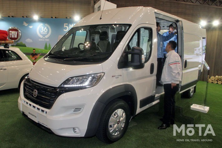 FCAジャパン、大型商用バン「フィアット デュカト」を国内初披露、正規輸入に向け準備を開始[ジャパンキャンピングカーショー2017（JCCS2017）]