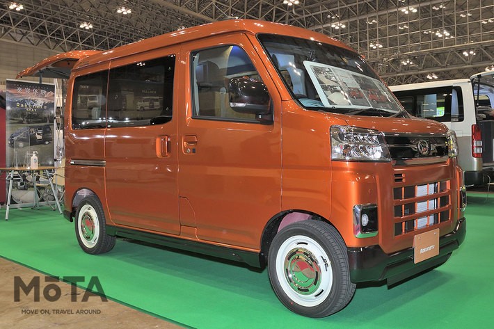 デビュー直後の新型車が早くも軽キャンパーに アルミ材を活用したベッドに注目の ラクネル バンツアー 新型アトレーver ジャパンキャンピングカーショー22 画像ギャラリー No 6 話題を先取り 新型車解説22 Mota デビュー直後の新型車が早くも軽キャンパーに アルミ材を活用したベッドに注目の ラクネル バンツアー 新型アトレーver ジャパンキャンピングカーショー22 画像ギャラリー No 6 話題を先取り 新型車解説22 Mota
