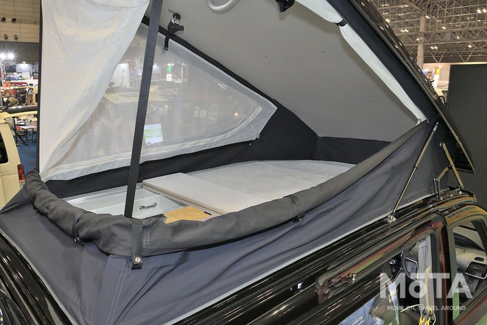 日産 セレナ ハイウェイスター 車中泊仕様「P-SV」[日産ピーズフィールドクラフト]【ジャパンキャンピングカーショー2022】