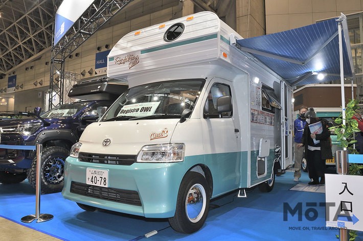 トヨタ タウンエーストラックをベースにしたキャンピングカー「M.Y.S ミスティック／レジストロ アウル」【ジャパンキャンピングカーショー2022】