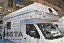 トヨタ タウンエーストラックをベースにしたキャンピングカー「M.Y.S ミスティック／レジストロ アウル」【ジャパンキャンピングカーショー2022】