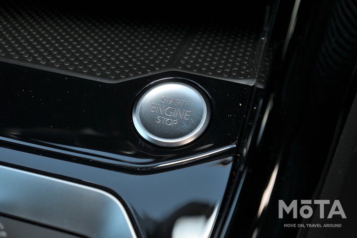 フォルクスワーゲン T-Roc TDI Black Style