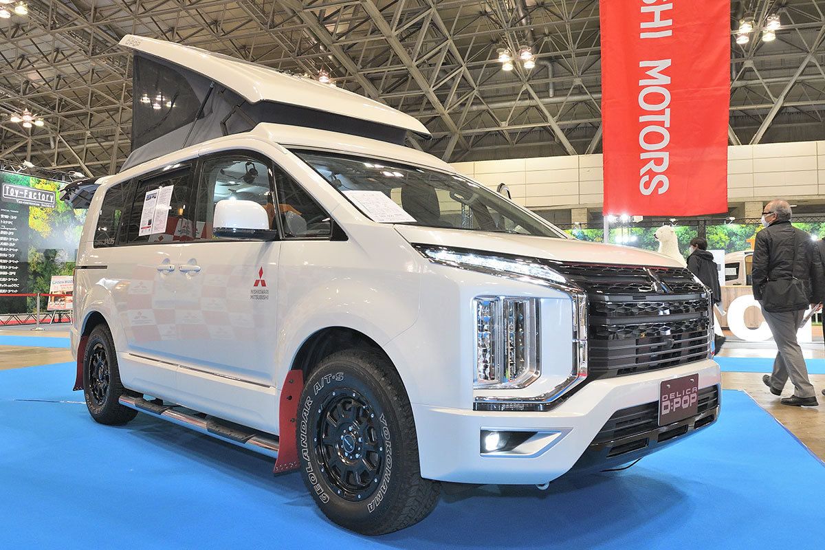 アウトドア無双のミニバン デリカd 5 の屋根にテント 究極の車中泊仕様でいつでもキャンプ どこでも車 中泊 ジャパンキャンピングカーショー22 話題を先取り 新型車解説22 Mota
