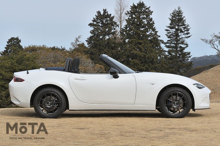 マツダ 新型ロードスター 特別仕様車「990S」（6速MT）[2021年12月16日一部改良モデル／4代目・ND型]