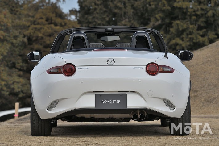マツダ 新型ロードスター 特別仕様車「990S」（6速MT）[2021年12月16日一部改良モデル／4代目・ND型]