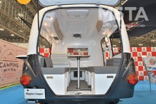 けん引式キャンピングトレーラー「ハピアキャンパー HC1」（西尾張三菱販売）【ジャパンキャンピングカーショー2022】