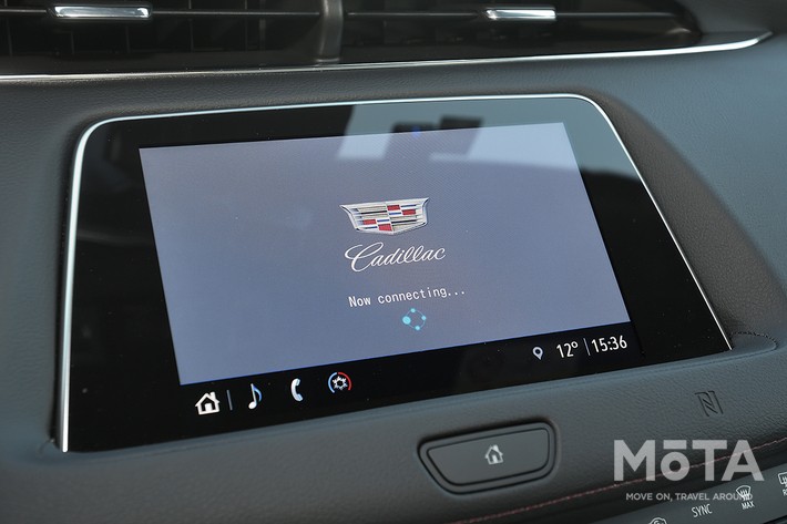 キャデラック XT4 スポーツ