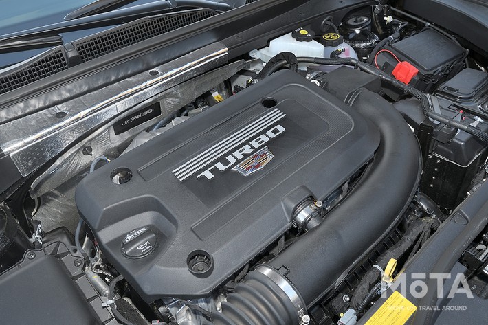 キャデラック XT4 スポーツ