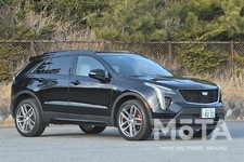 キャデラック XT4 スポーツ