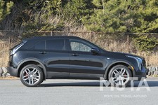 キャデラック XT4 スポーツ