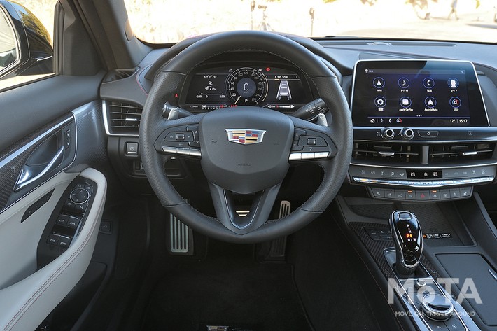 キャデラック CT5 スポーツ