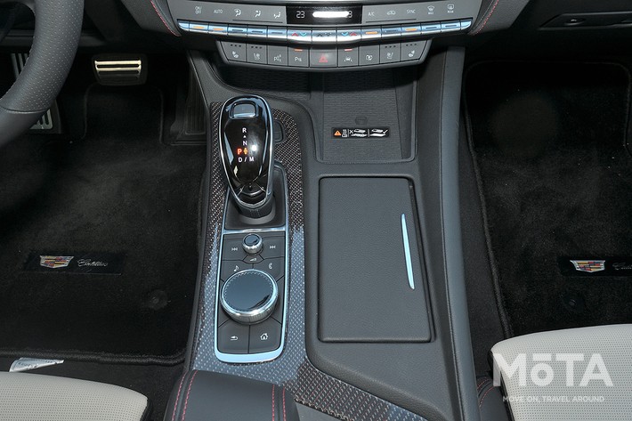 キャデラック CT5 スポーツ