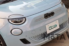 フィアット 500 500cに専用ステッカー装着の限定車 スーパーイタリアン が登場 業界先取り 業界ニュース 自動車ニュース22国産車から輸入車 まで Mota