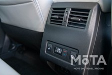 三菱 新型アウトランダーPHEV（内装）