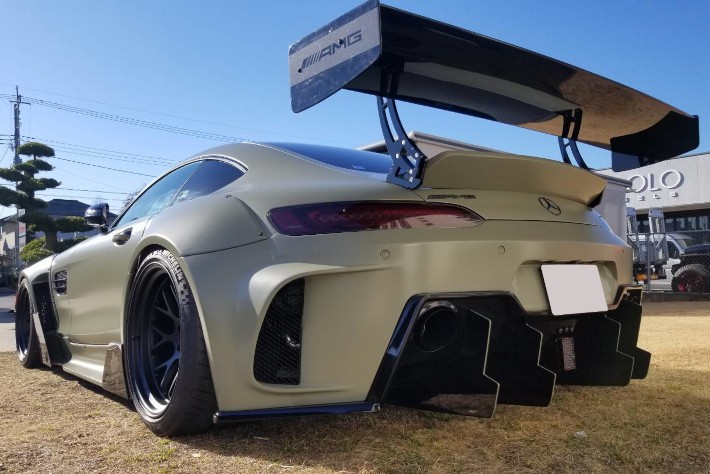 カスタムカー紹介 メルセデス ベンツ メルセデスamg Gt ファースト 車のパーツ カー用品などオススメの車カスタム情報をご紹介 Mota