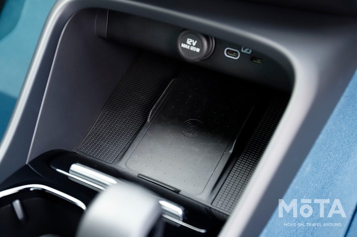 ボルボ C40 Recharge